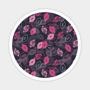 Pink Romantic Kiss Pattern Magnet